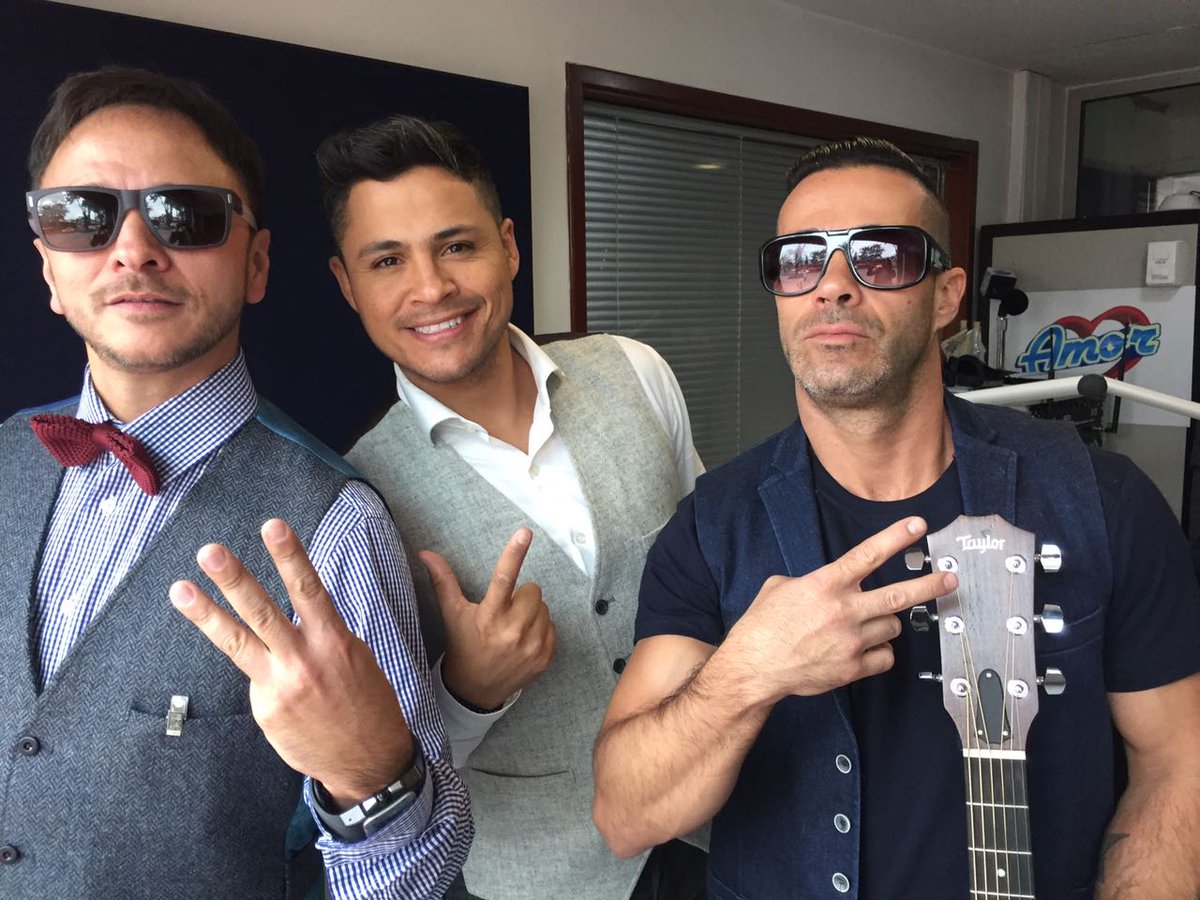 lostrioficial's tweet photo. Amigos de @AmorEstereo Pedimos perdón por tantos años de ausencia. Volvimos con nuestro sencillo #ParaQuePidesPerdon https://t.co/LaSAhf9meP https://t.co/5f2KZdf1qb