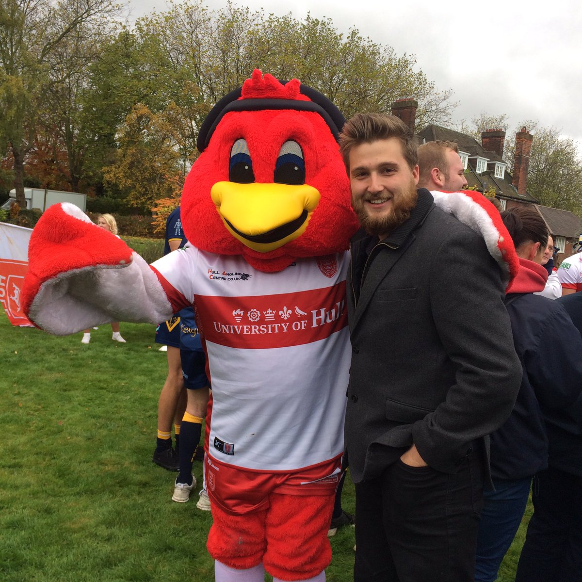 Great to meet the <a href="/hullkr_online/">Hull KR</a> players and @Official_Rufus today also! #WEAREHULL #ROVERSFOREVER
