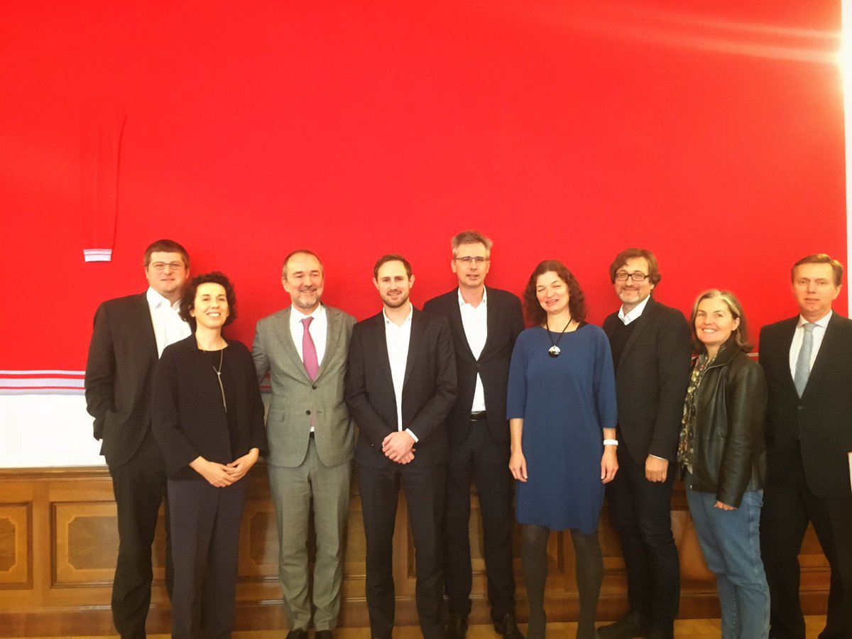 patrick_jaritz's tweet photo. Die Plattform Baukulturpolitik hat heute mit BM @thomasdrozda die nächsten Schritte für eine österreichische Baukulturpolitik besprochen https://t.co/n4gyJt6SR3
