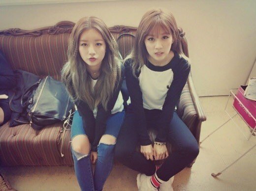 sosiyuukac's tweet photo. やっぱりこのコンビ最高だよね〜(*♥д♥*)

#チョミ
#チョロン
#ボミ
#Apink
#Apink好きな方と繋がりたいのでApink好きな方はRTお願いします https://t.co/1vYklY9guD