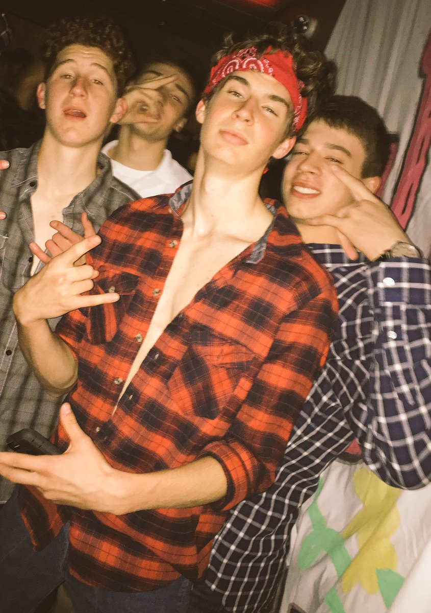 EvanTrimble27's tweet photo. Happy Birthday to the realist OG in the game @wilsongiff  #2KForLife https://t.co/GAtaG8BXtY