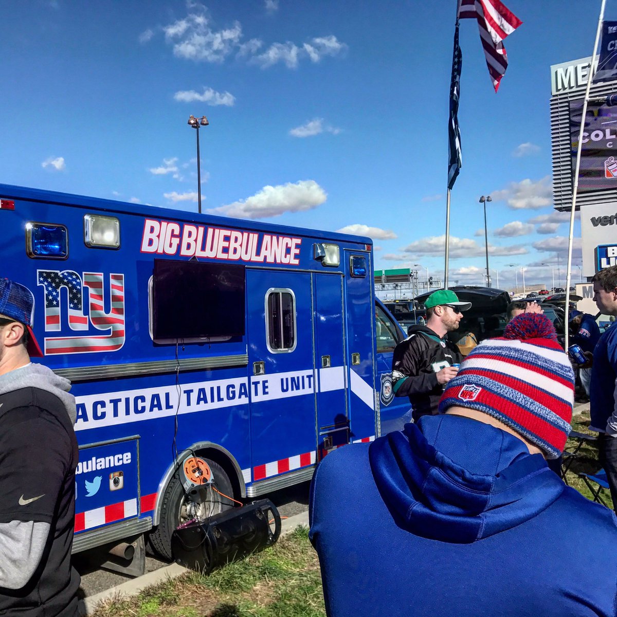 bluebulance's tweet photo. @davediehl66 @ChrisCanty99 @willbeatty65 how about a RT for our bluebulance #nyg #metlifestadium #nfl https://t.co/L7idfoDN7a