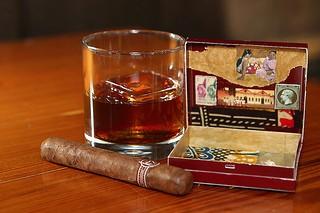 CookingDistrict's tweet image. #TGIF Our #RecipeOfTheDay is a cognac based 53 Souvenirs cocktail  cookingdistrict.com/cd/recipes.nsf…