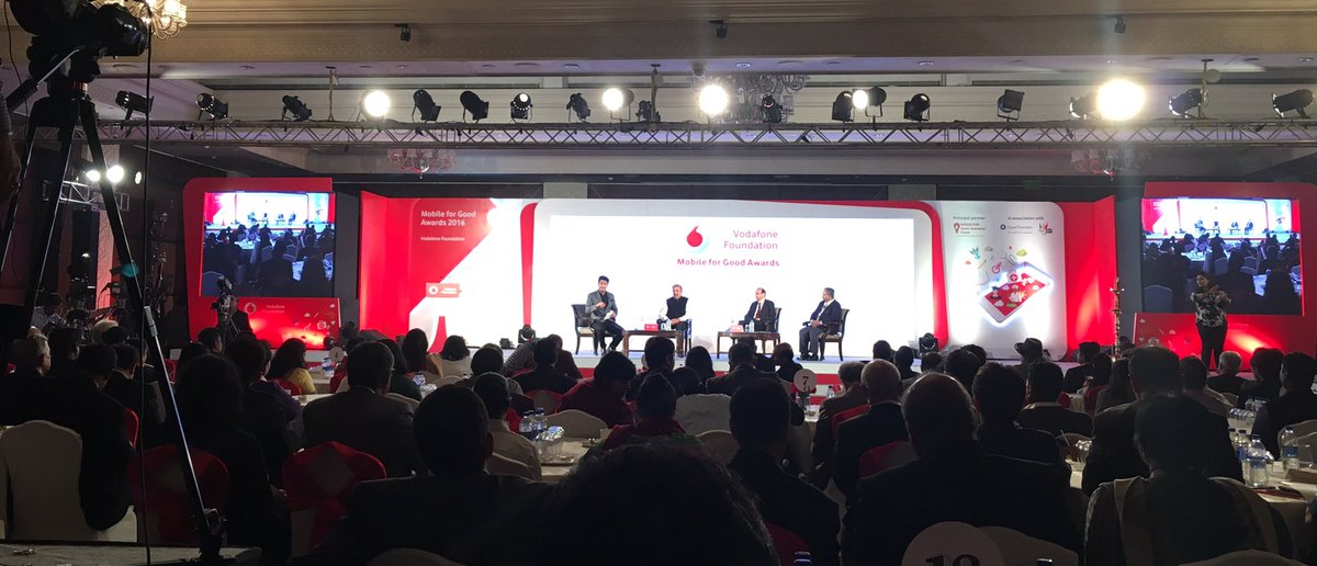 Jalwalb's tweet photo. Innovations to bring social change #mobile4good16 https://t.co/xjuBGnJmS3