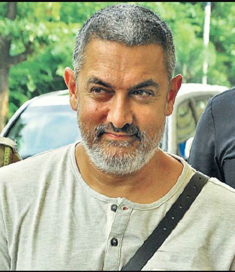 sagarcasm's tweet photo. When you hear that only Senior Citizens can exchange notes on 19th November. https://t.co/30ZVySPY9H