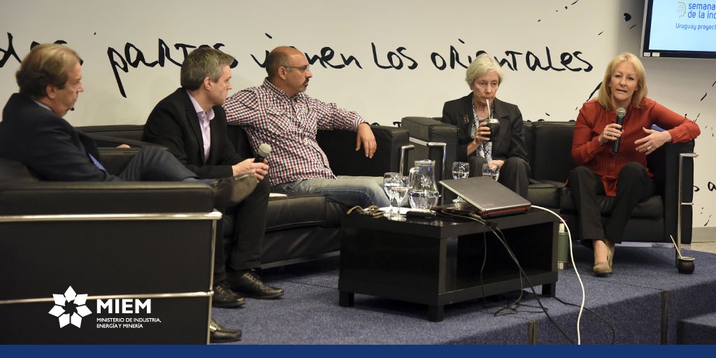 Finalizó la #SemanaDeLaIndustria con intercambios sobre la construcción de una nueva visión de desarrollo de país. bit.ly/2fDlQbV