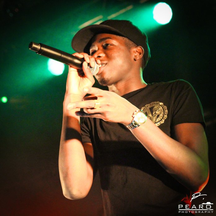 laclefstgermain's tweet photo. On a reçu de nouvelles #photos de @MHDOfficiel lors de son #concert à @laclefstgermain ! Merci @Pearokilla https://t.co/Qw8AndqLx6 https://t.co/iy7KfVlqN3