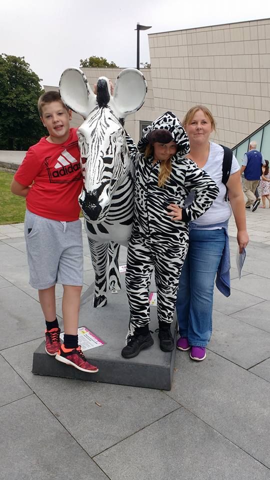 #Throwback to the amazing Zany Zebra campaign this year. Here's a snap of our boy Dave hanging out with his friends! <a href="/ZanyZebras2016/">Marwell's ZanyZebras</a>