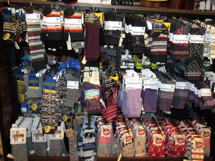 fmlights's tweet image. Keep yourself warm and cozy, even when (especially when!) you are out in this fantastic snow.