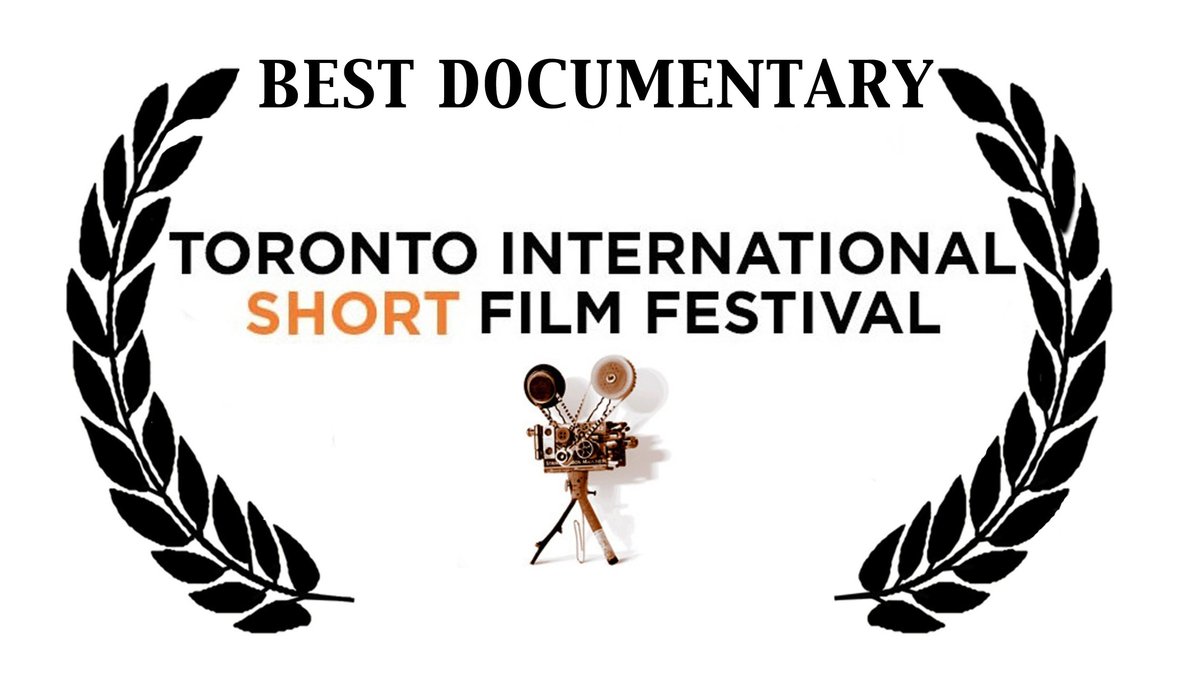 TorontoShorts's tweet photo. BEST DOCUMENTARY @TorontoShorts "Good Lovelies @goodlovelies Burn the Plan" Director Matt Barnett @thisisbtyb https://t.co/p0SvlprtrN