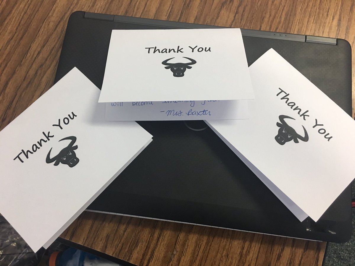 LinzBaxter's tweet photo. Thanking my students because they are awesome #RMMSfam https://t.co/k9vbkXmpQC
