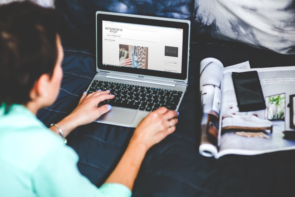 How To Promote Your #Startup Through #Bloggers bit.ly/2fbN9cJ via <a href="/LaunchableMag/">LaunchableMagazine</a> #fridayreads #blogging #ContentStrategy