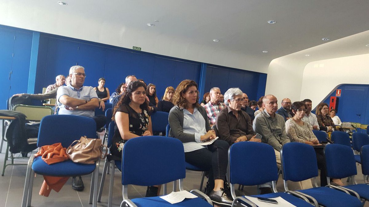 El directot general de FP <a href="/ManuelJorgePre1/">Manuel Jorge Pérez</a> ha clausurado las jornadas de <a href="/ACEMEC_Canarias/">ACEMEC_Canarias</a> donde se ha presentado también el proyecto Enlaza