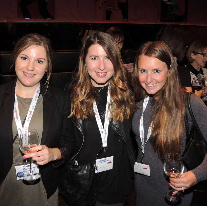 M+IT magazine tweet media