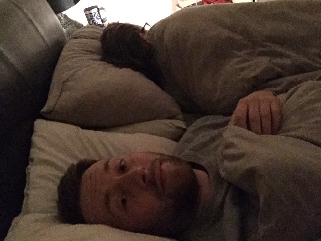 Rattyroo123's tweet photo. Friday night is party night 😂😂 @faithclark85 #earlynight https://t.co/xu0oaT1wvm