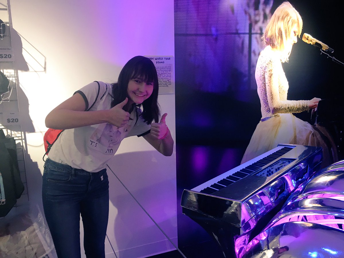 folkoreluvr's tweet image. AMAZING #taylorswiftexp @taylornation13