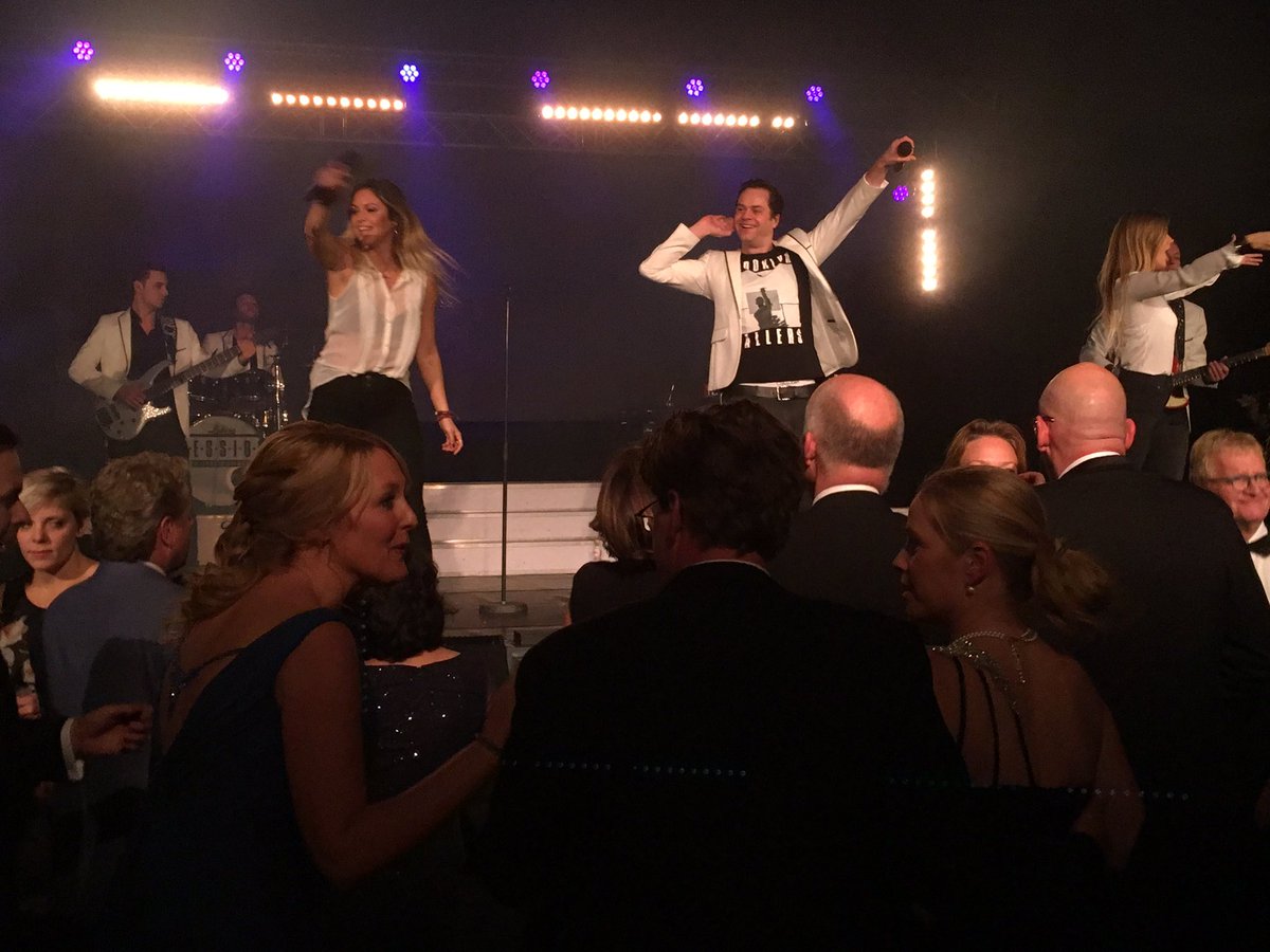 VNO-NCW West tweet media