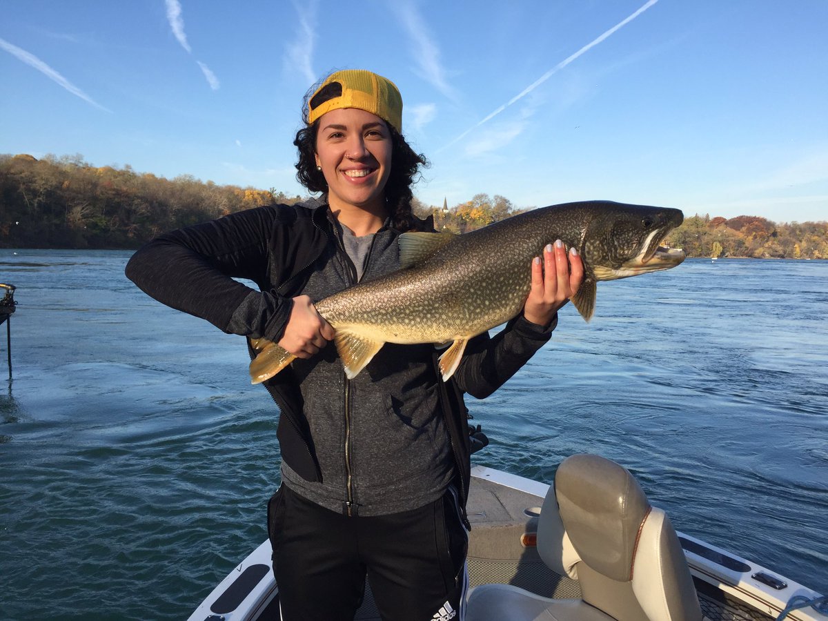 JimHanleyguide's tweet photo. Nothing beats fishing with your daughter &amp; she catches the biggest 1 #mercurycatchoftheweek #mercuryproteam #offshoretackle #fishing #lakers https://t.co/KLNTrtYEnI