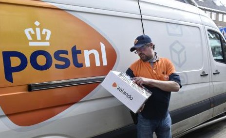 Gezien het aantal bestelwagens van #PostNL op de Belgische wegen is er precies wel een overname gebeurd....die van de Belgische markt #bpost
