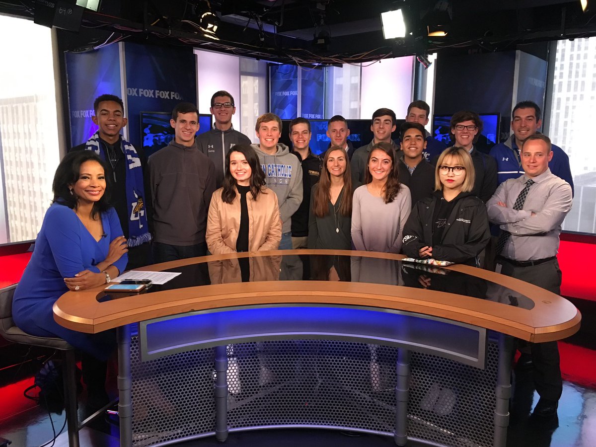unioncatholichs's tweet image. Our Digital Journalism class visits @FoxNews in NYC! #anywherelearning