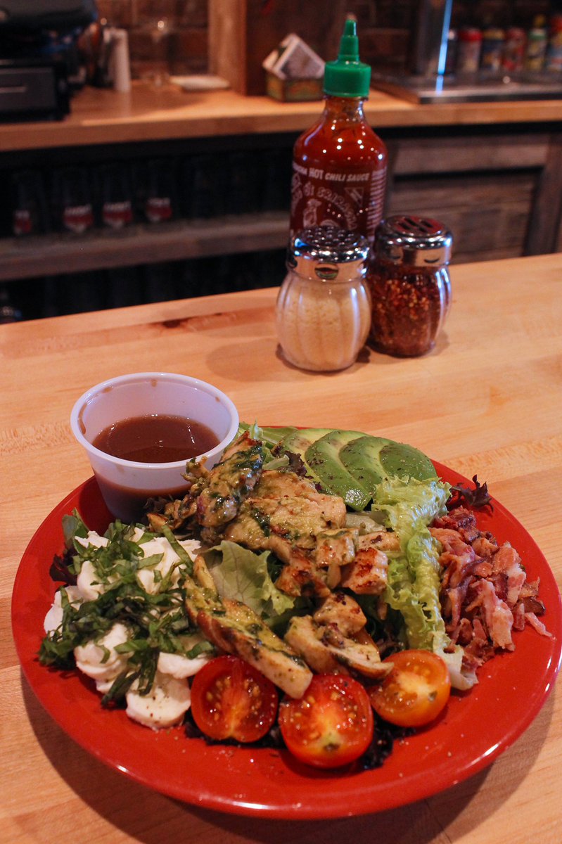 TomatoBarPizza's tweet photo. Our Californian in its natural habitat. What's your favorite #TomatoBar salad? https://t.co/gPhof9uxyg