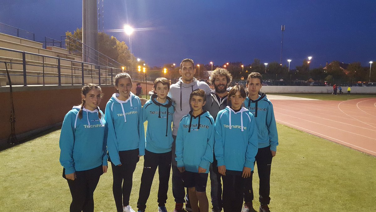 sport_raul's tweet photo. Ya estamos terminando el nuevo número de @sportlife_es #deportedivertido que viene cargada de contenidos interesantes
Gracias @soyavantage 😉 https://t.co/L44d2QpUwv
