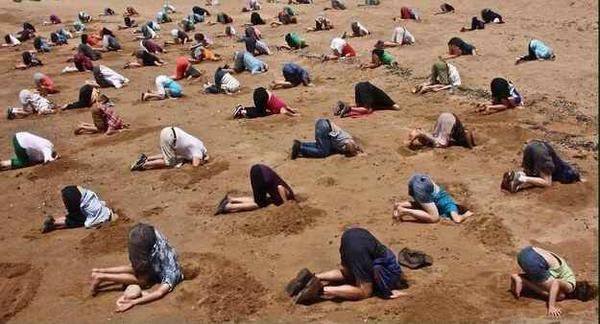 DerickMynatt's tweet photo. @MissLizzyNJ @d33ness72 @ananavarro Hey Ana which of these no count worthless trash liberal reporterz is you #HelpFindAna https://t.co/GC404fQT0v