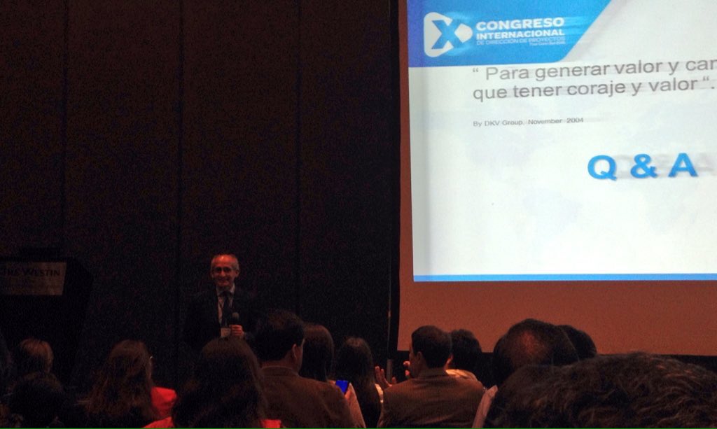 MariLarime's tweet photo. La responsabilidad social corporativa, clave para las #PMO 
PMP, Alfonso Núñez.
Congreso #PMILima https://t.co/S97OEsY9tX