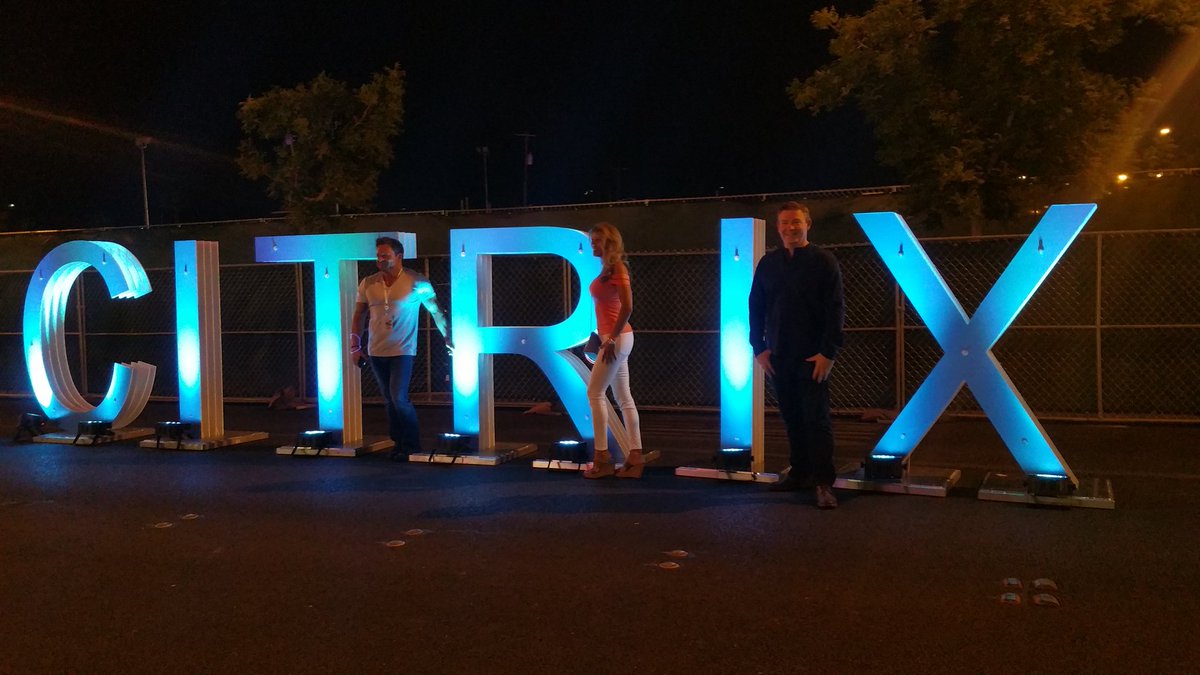 selectivelywoke's tweet photo. Gr8 stuff from the @CitrixUK team today. The future is almost certainly #WorkspaceCloud @DiDataUKI kickoff https://t.co/TT0pg6Mop2