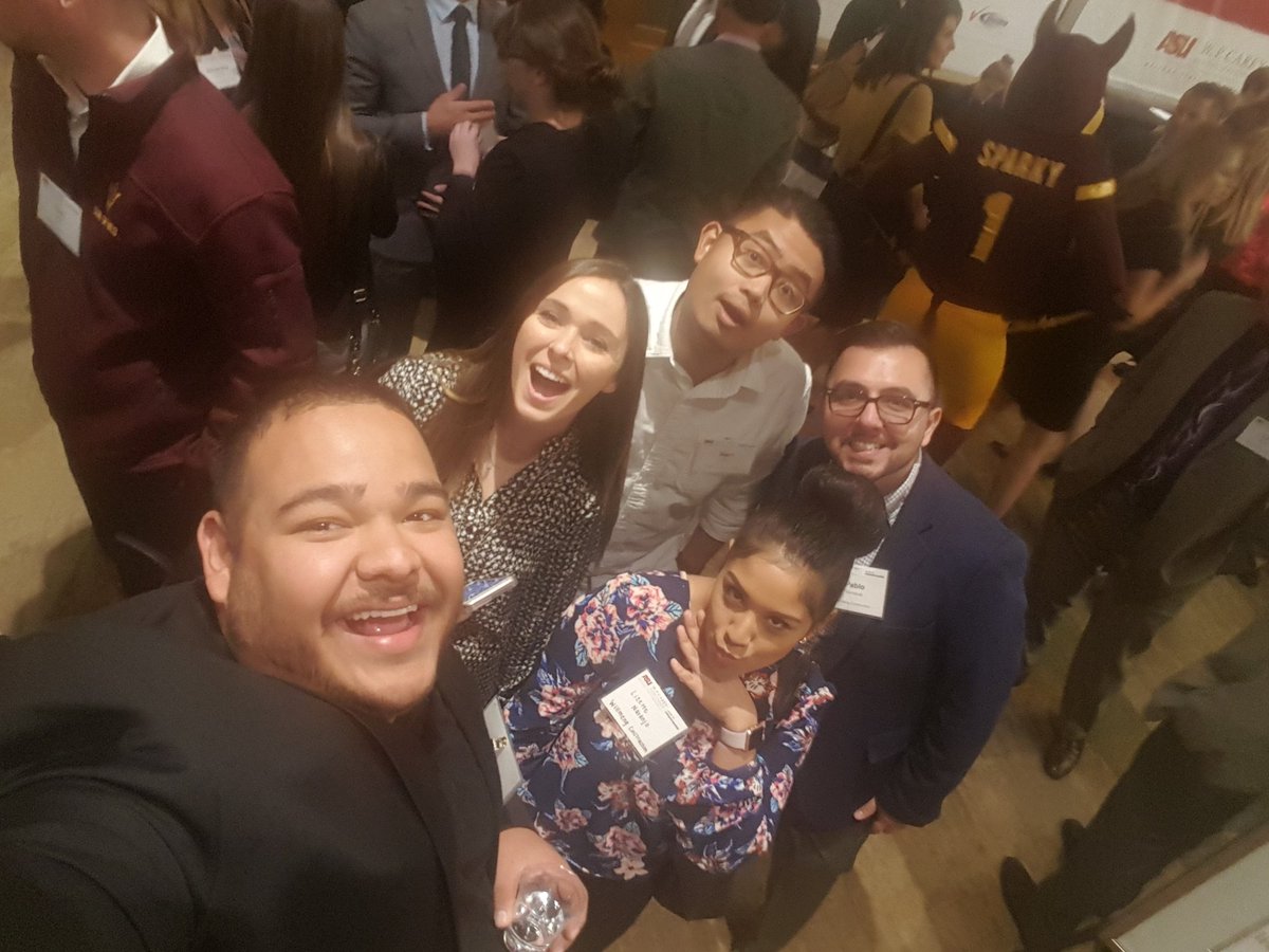 TinoHTheMan's tweet photo. Team Sparky! #Willmeng #wpcspirit https://t.co/50LQunKYCH