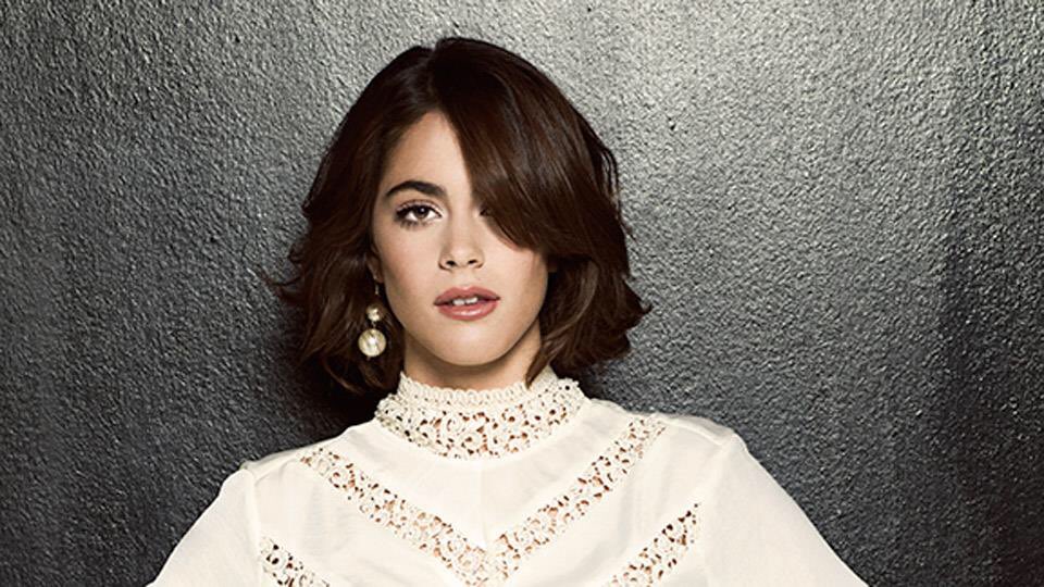 mirthalegrand's tweet photo. Este domingo en la #Mesaza recibo a @TiniStoessel  #TiniConMirtha https://t.co/gbru4aB4lk