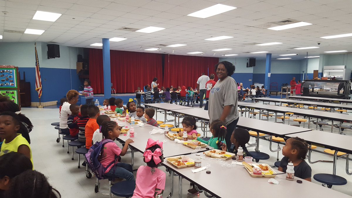 NorthingtonElem's tweet photo. Duty Free Lunch for teachers- Mrs. Edwards & Parents handled it all!!! #AmericanEducationWeek #foreverSTARS #NES2016 @TCSBoardofEd https://t.co/toJkuCXKbC