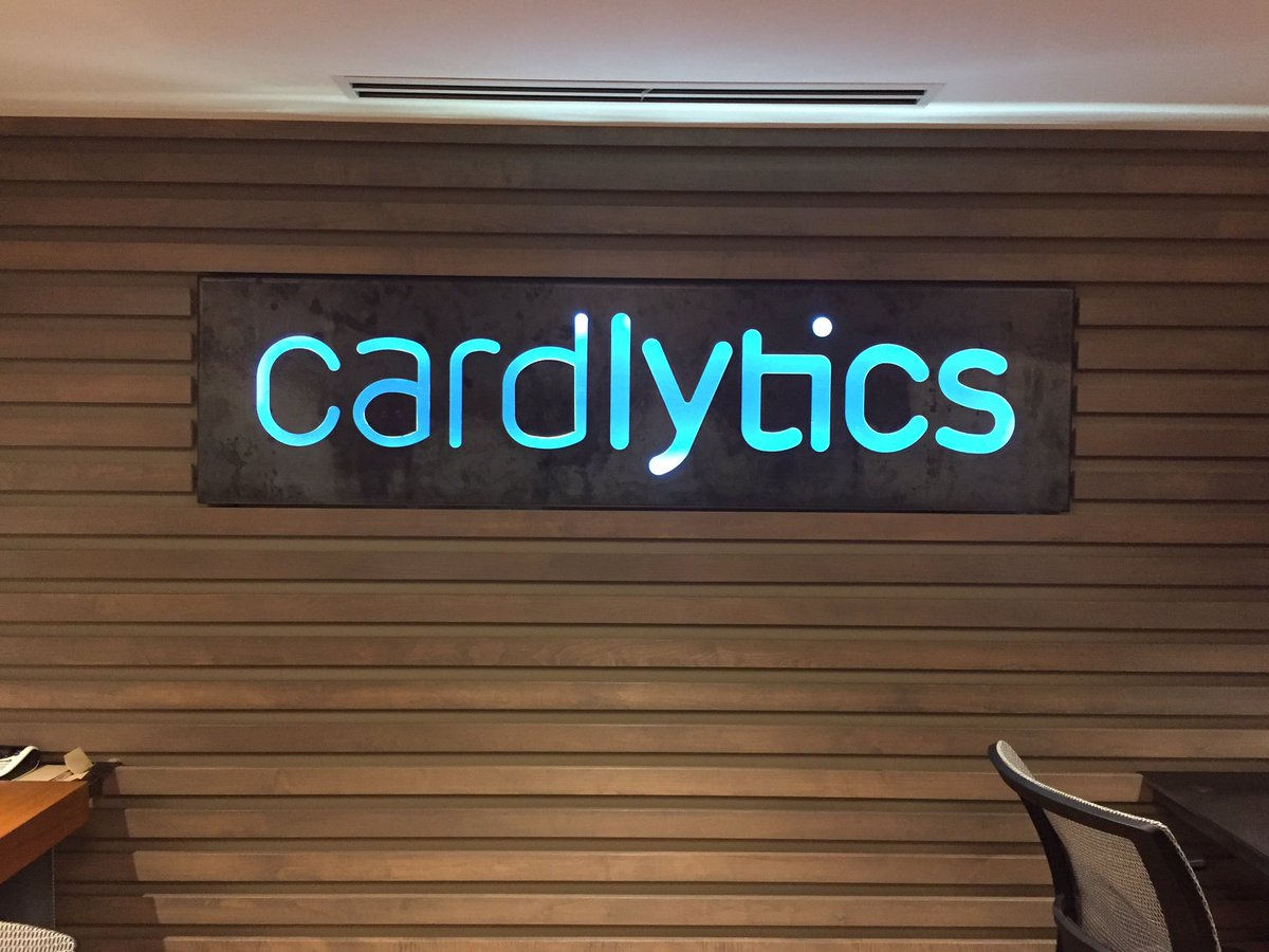 ATLCodeDesign's tweet image. Stop #3 @cardlytics...thx for welcoming our students to your campus.