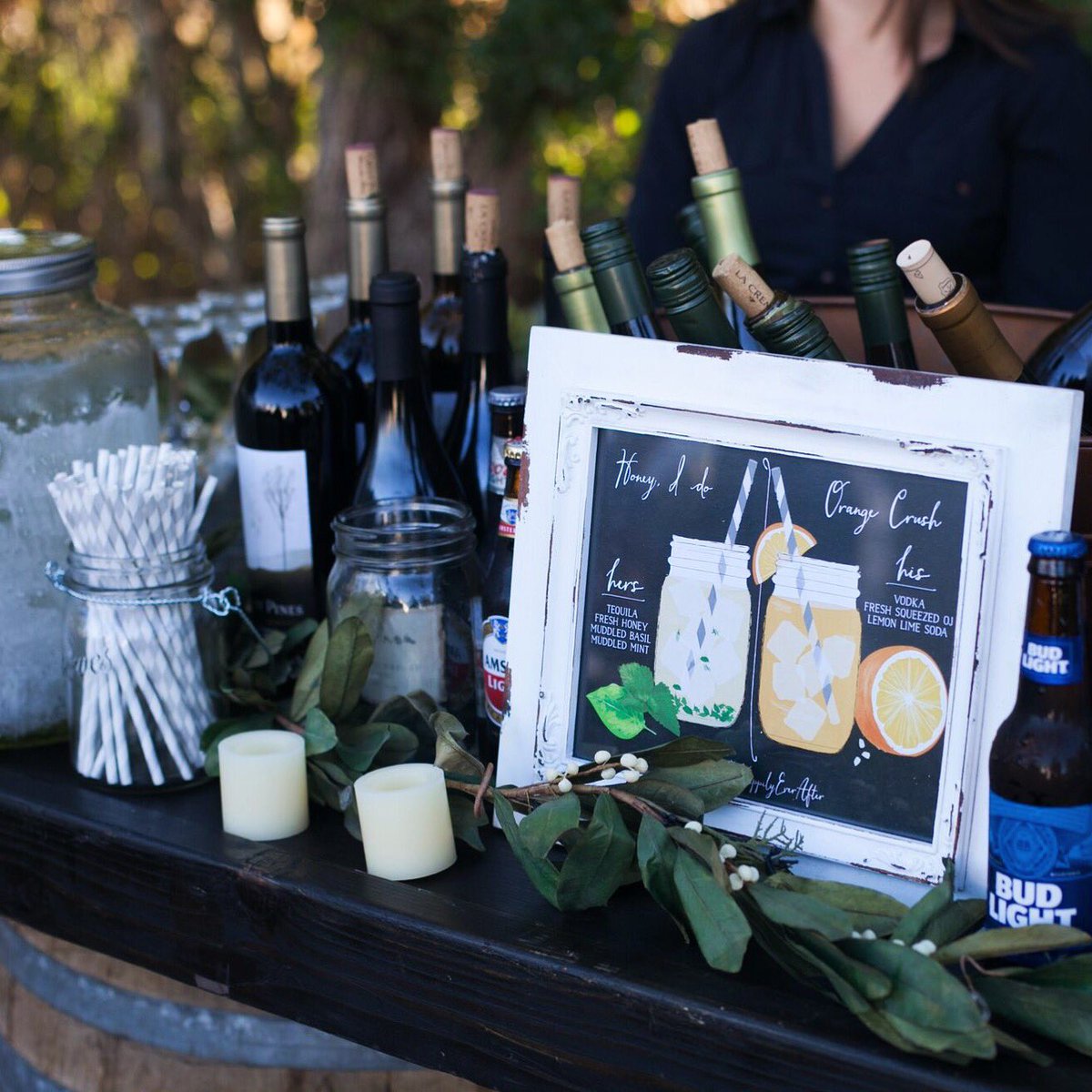 DavisPaperie's tweet image. Friday feels with our signature cocktail signs! #CustomSignage #WeddingSignage #WeddingDecor #SignatureCocktail #CocktailMenu #WeddingInspo