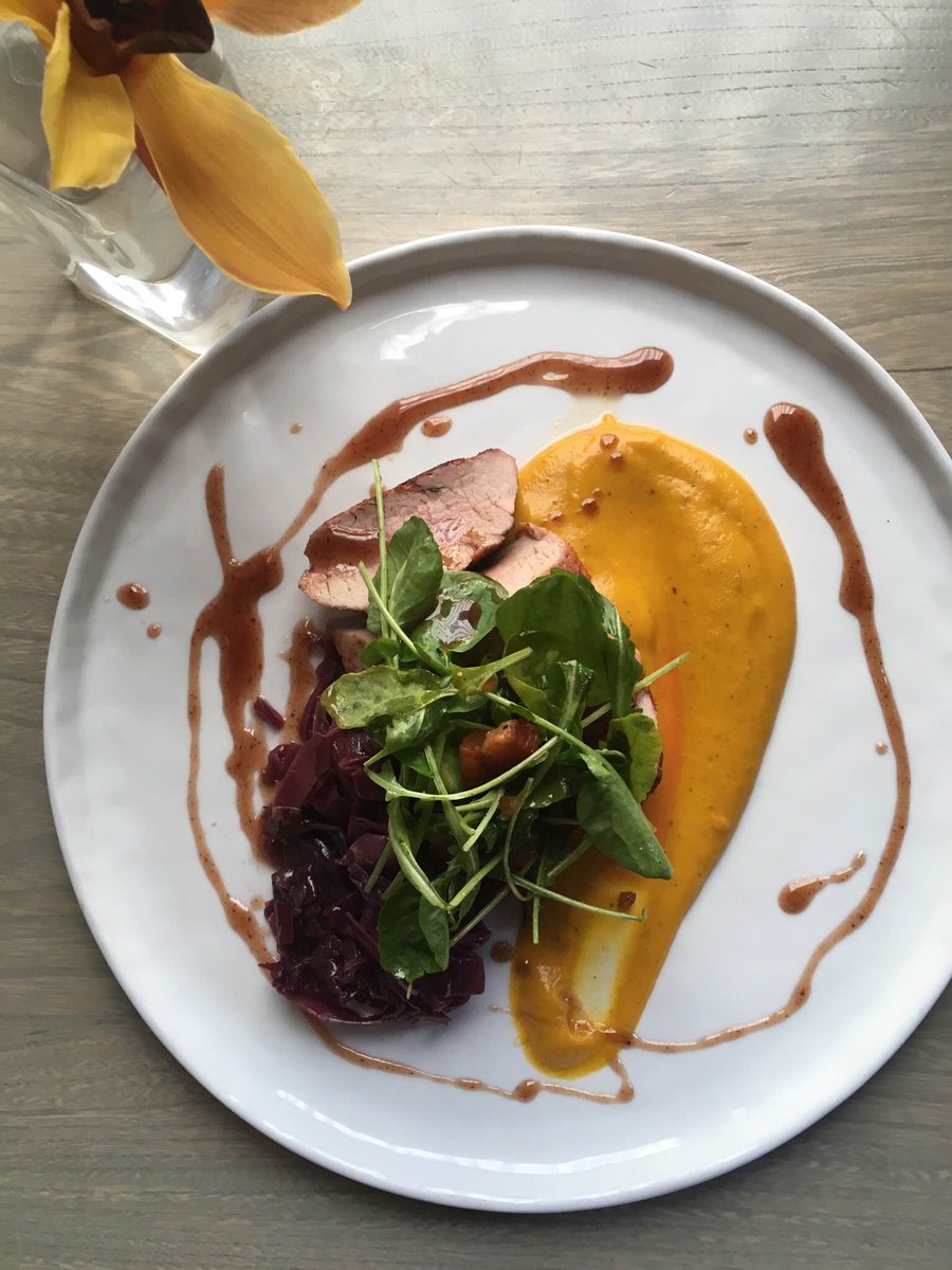 For <a href="/AvelineSF/">Aveline</a> reservations week please call 415.345.2309. We look forward to seeing you!