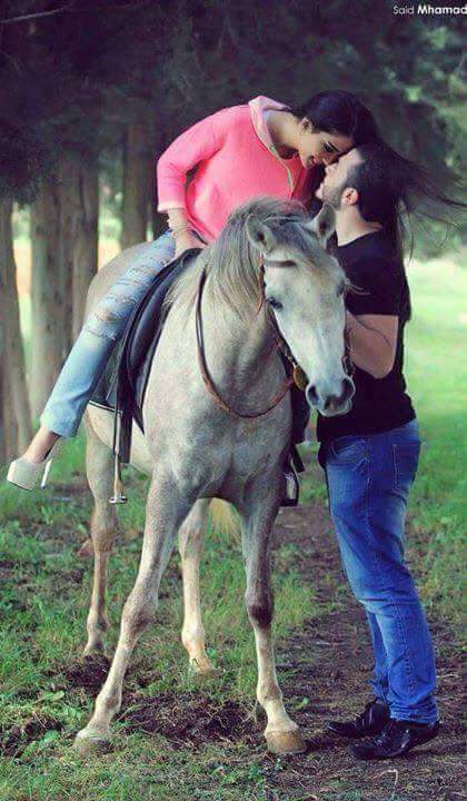 ئەگەر کچیێك لەپێناوت گریا 
ئەوە بیپارێزە 
جونکەئەوەئەوکچەیە 
کەتا کۆتای تەمەن لەکەڵت
دەبێت وجێت نا هێلێت دڵنیابەلێی