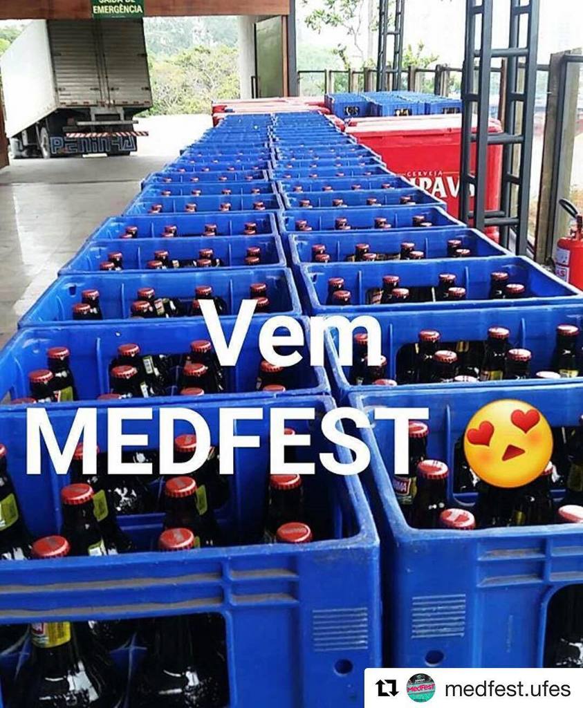 MagiasUFES's tweet photo. Só vem que vai ser sucesso demais.
Amanhã te esperamos no melhor open bar 🍻🍻 de medicina do estado!
#danone #borabe… https://t.co/fbG4lMAH6T