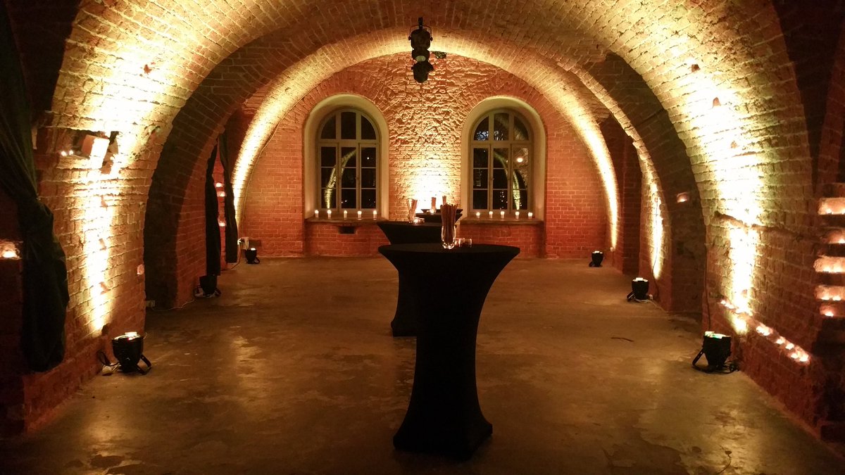 mediaresearchgp's tweet photo. Inside our amazing venue Fort Wladimir for the MRG 2016 Awards &amp; Gala Dinner! #mrgconf2016 #mrgawards2016 https://t.co/kO8aUpH8Qo