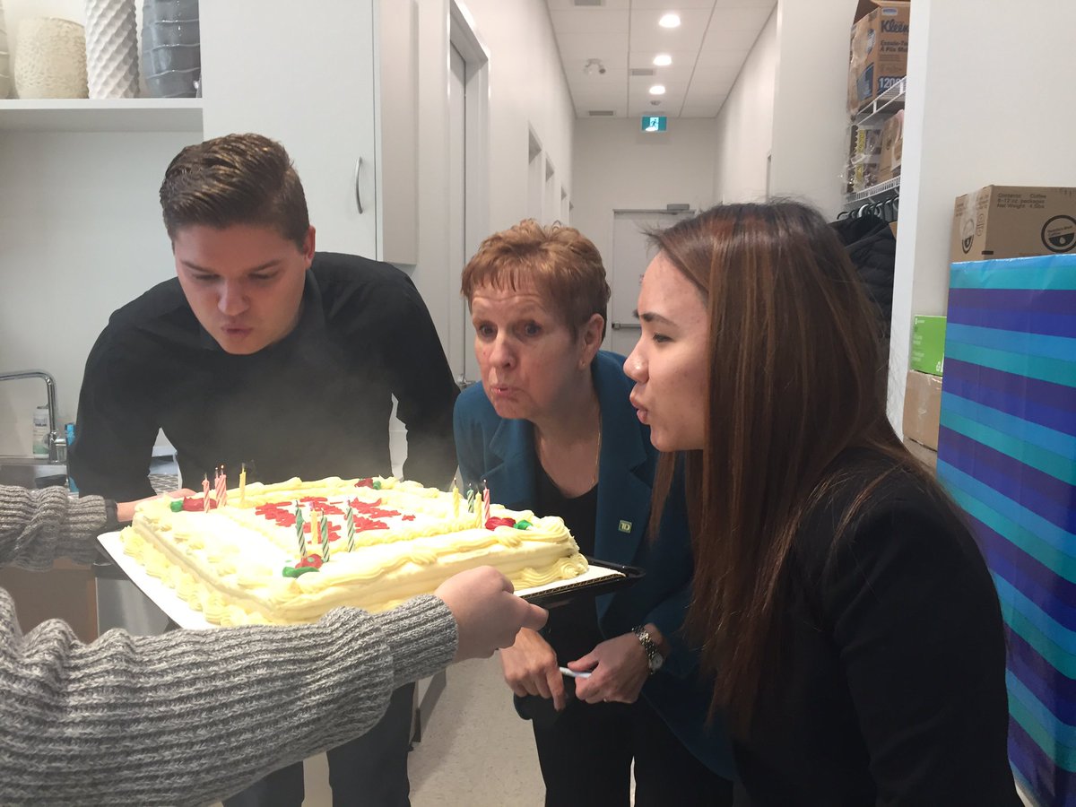 AdrieanDavid's tweet photo. Birthday bash for 3 of our amazing advisors!🎉🎁🎊@SeanHopkinsYYC https://t.co/LYT6pGTnoE