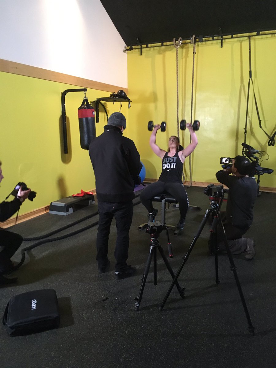 ryrealtalk's tweet photo. Medals 🏅, muscles 💪🏽 &amp; mum's memoirs 📚...

Look out for our #SSENextGen feature w/ Welshpool's shot put sensation @adelenicoll 👌🏽 https://t.co/ECgmWJPpCg