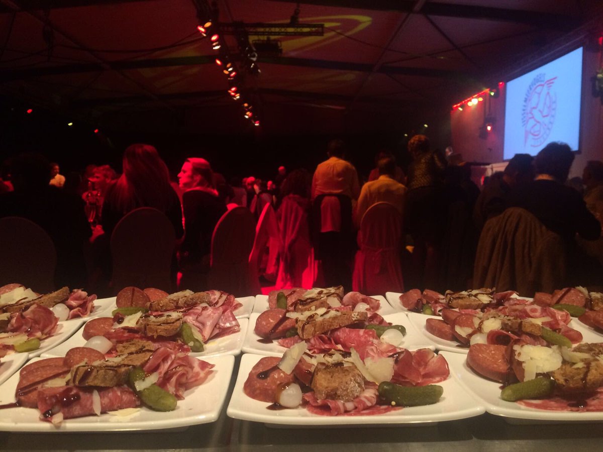 devierbroers's tweet photo. Een charcuterie, speciaal voor de gasten van de culinaire veilingavond van de IJselmeervogels. https://t.co/wHXrgUTeJw