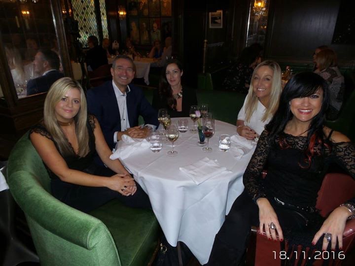 Thank you ladies for a fab lunch <a href="/kimmygall/">kim gallacher</a> <a href="/shelleyf1973/">Shelley Facey</a> <a href="/The_Caz_Parker/">Caz Parker</a> &amp; Selena Higgins &amp; all for a great cause <a href="/makenoise/">Global's Make Some Noise</a> <a href="/TheIvyWestSt/">The Ivy Restaurant</a>!