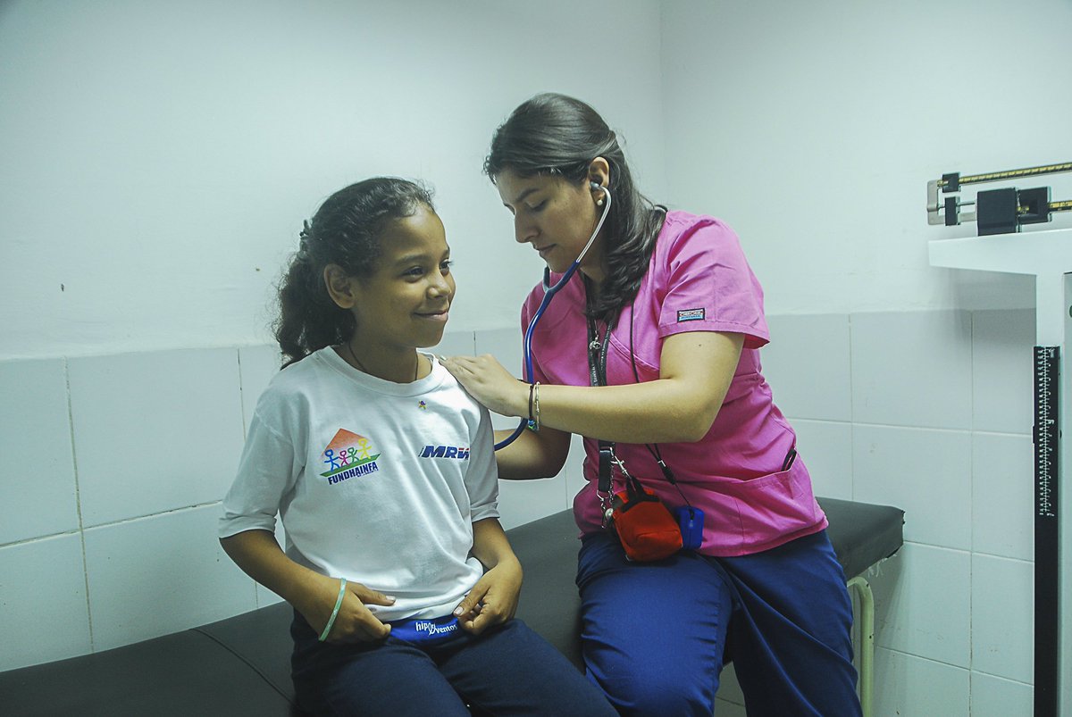 ElHatillo's tweet photo. Brindamos atención médica a niños de la Escuela Pedro Camejo y de la Hatillanita “Blanca De Pérez” #SaludEscolar https://t.co/wnLU0rcacy