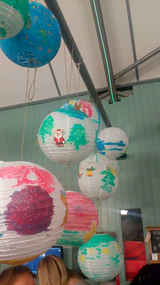 xmaswhitchurch's tweet image. Lantern workshop done ready for sunday @AWENTheLibrary @mywhitchurch good effort by everyone