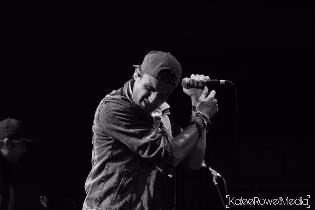 MusicEngaged's tweet image. Photos fro@ @thecutetweet's 10 year tour are now live on musicengaged.com! #cuteiswhatweaimfor #musicengaged #thejohnsons