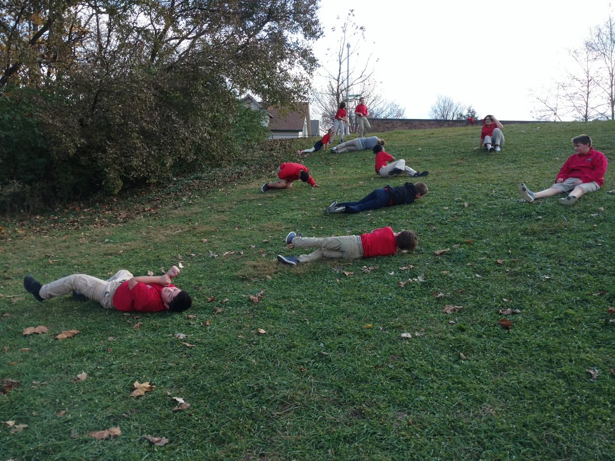 turtletchr's tweet photo. Huge hill + 72 degree weather = very happy and dizzy children @ICMS_Ravens https://t.co/vDHWSRZ06x
