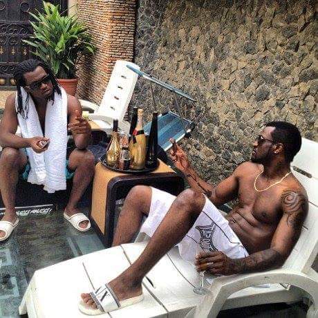 Brightstareze's tweet photo. A happy birthday to the best twin in the world,the legends,the hitmakers... #peacesquare@peterpsquare@rudeboypsquare https://t.co/WAlOMwXo2E