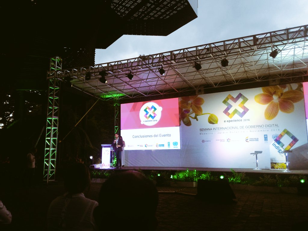 IsJoGa's tweet photo. El Vice @QuinteroCalle concluye lo que dejó los eventos #CIOSummit16 y #Experience16 https://t.co/3hQCKgx33K