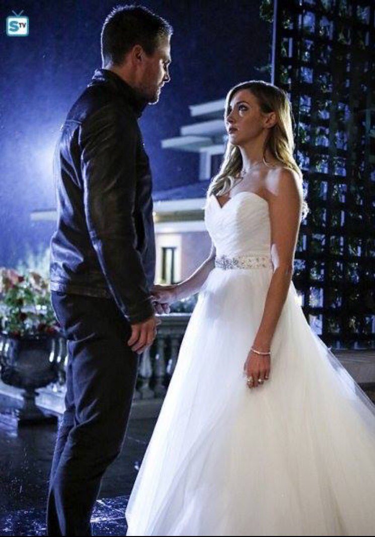 ViFdz's tweet photo. @StephenAmell @MzKatieCassidy GOAAAAAAAAAALS #relationshipgoals #Ourel #CanaryCry #BlackCanary https://t.co/hu6ixMfe1i