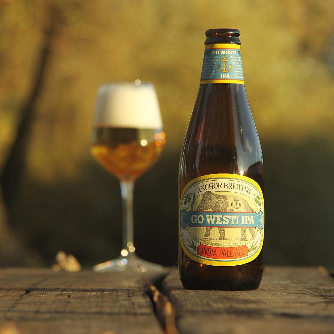 AnchorBrewing's tweet photo. #GoWestIPA: pairs well with Saturdays. #RaiseYourAnchor https://t.co/O7g6iT8tDT